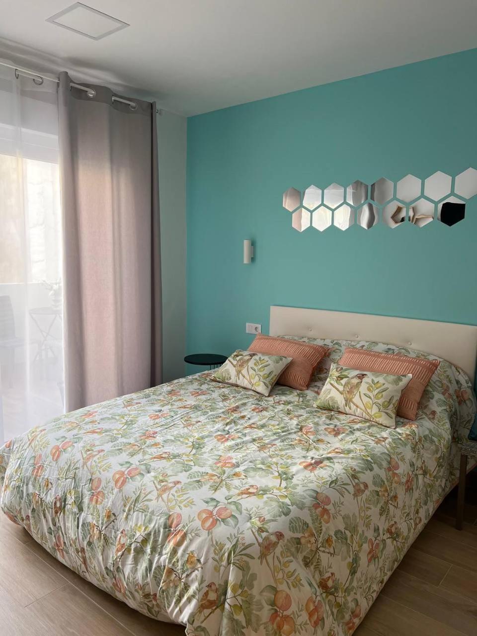 Pension Alicante Bergez Екстер'єр фото