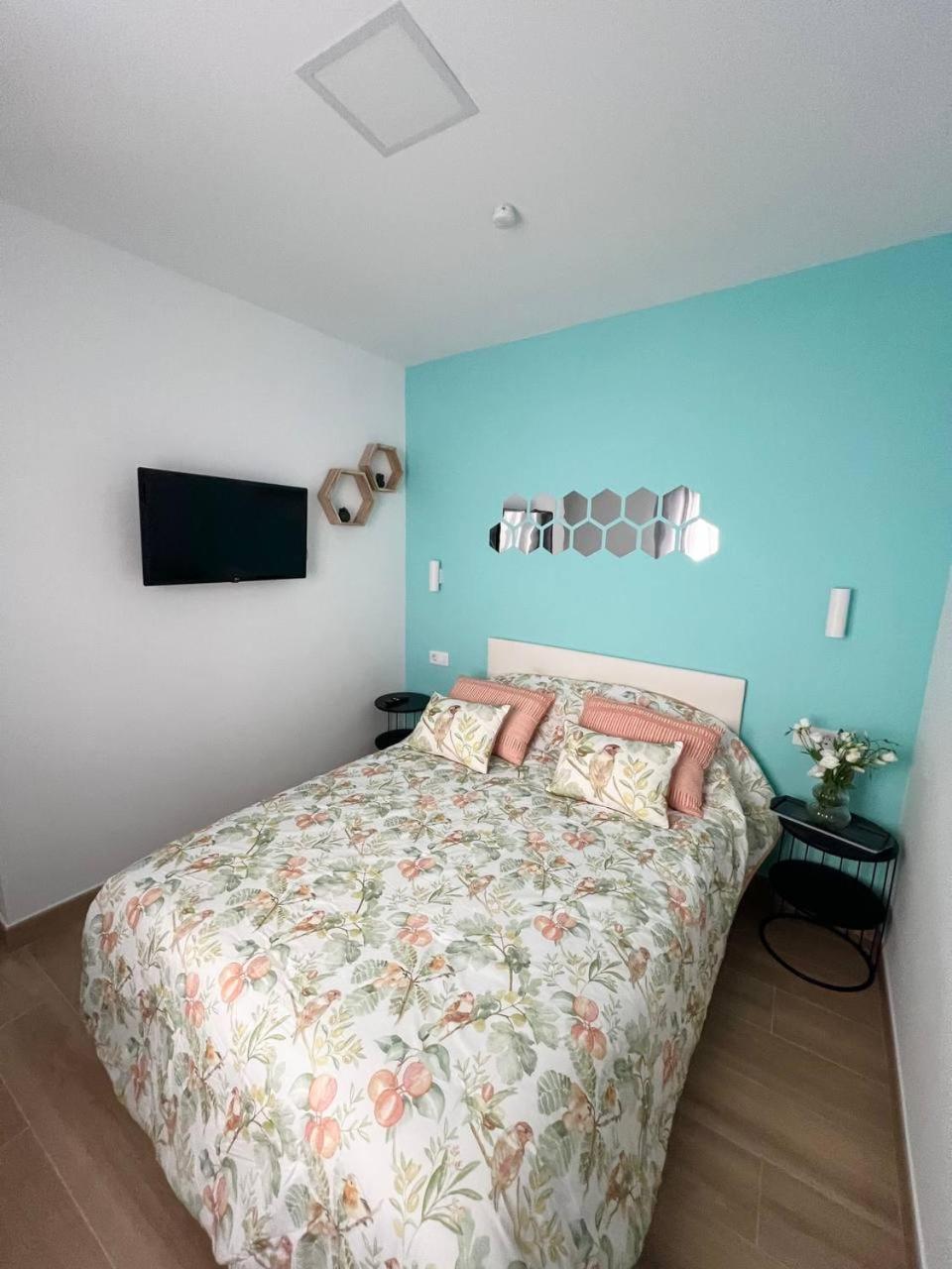 Pension Alicante Bergez Екстер'єр фото