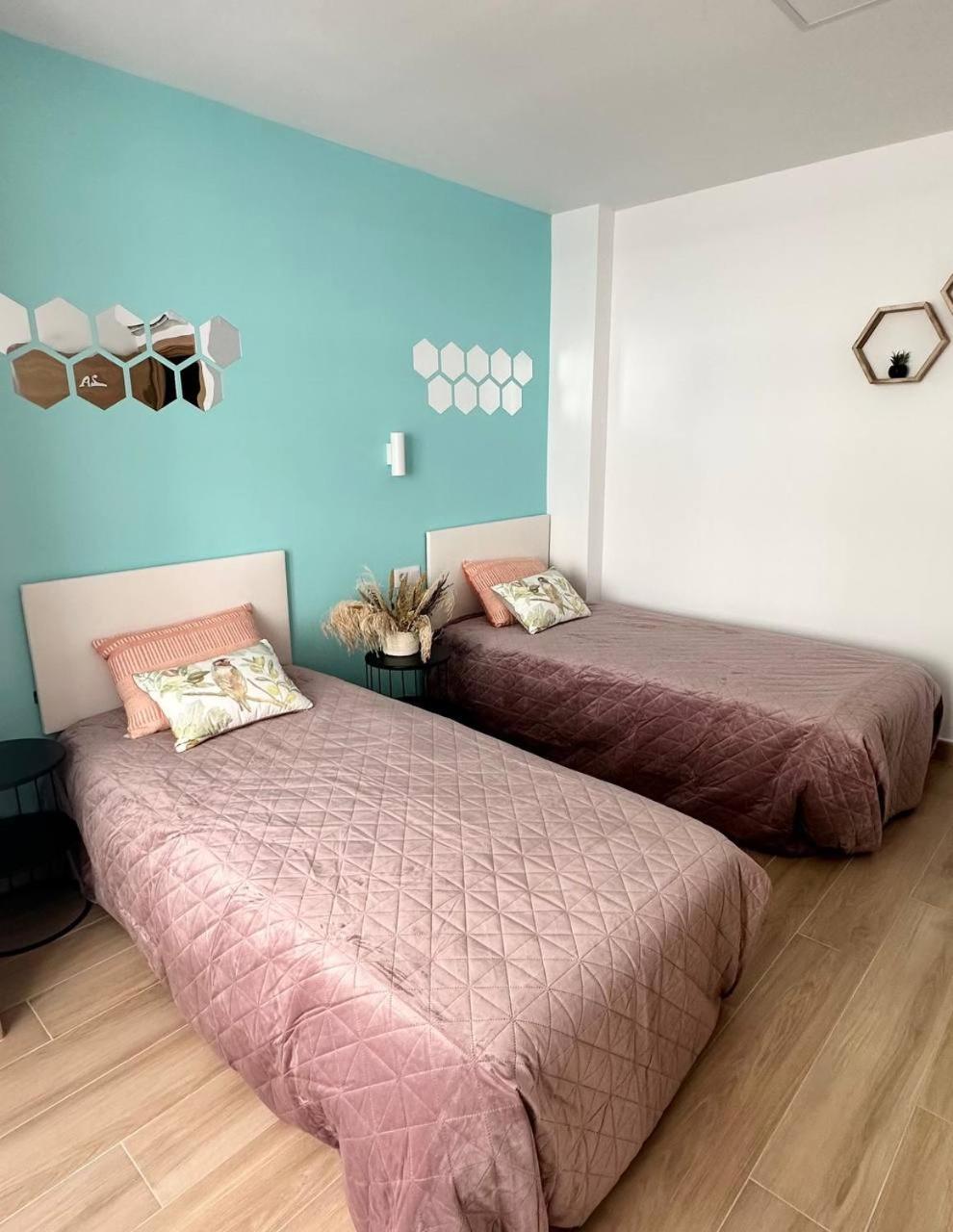 Pension Alicante Bergez Екстер'єр фото