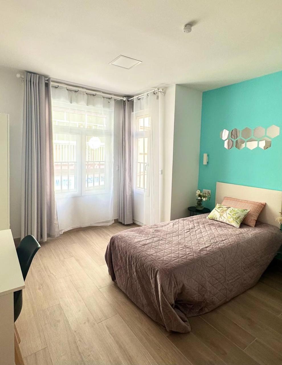 Pension Alicante Bergez Екстер'єр фото